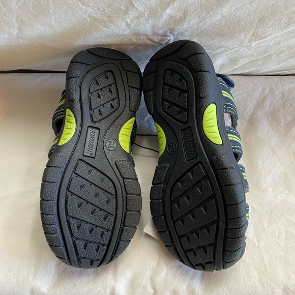 NWT Kkombu Kids Shoes Size Little Kid 12 - Picture 4 of 5